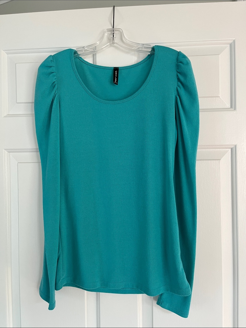 Casa Lee Teal Top in Excellent Condition